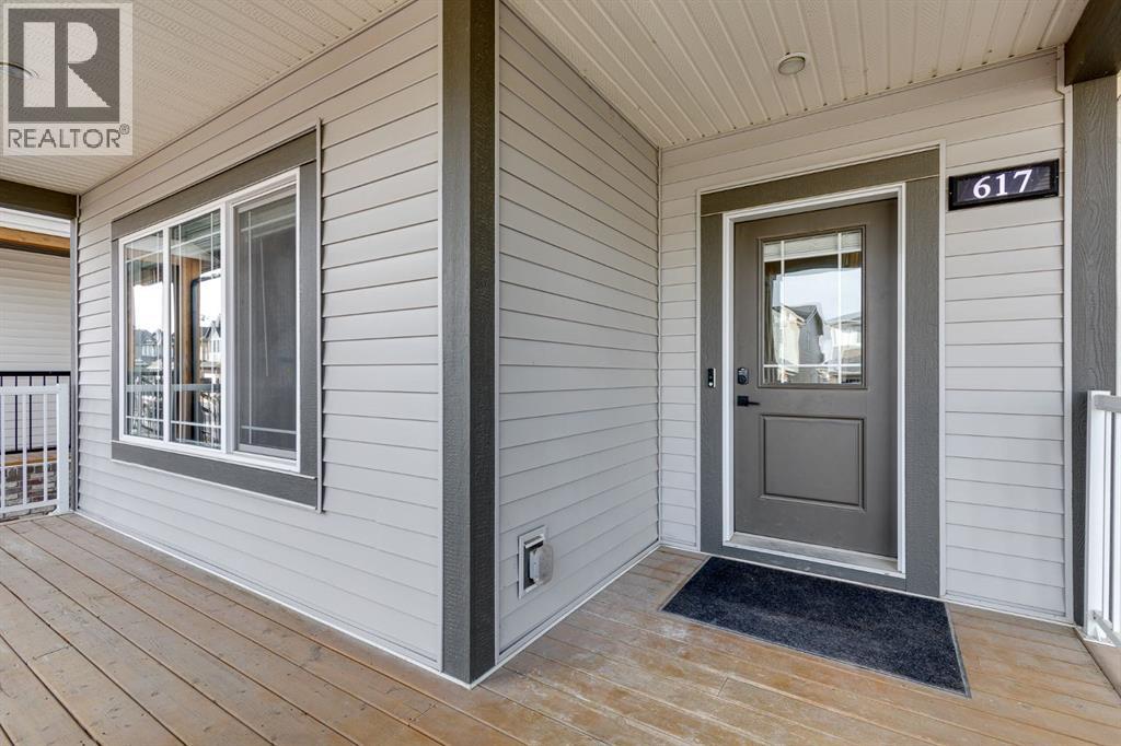 617 Reynolds Crescent Sw, Airdrie, Alberta  T4B 5G1 - Photo 3 - A2286587