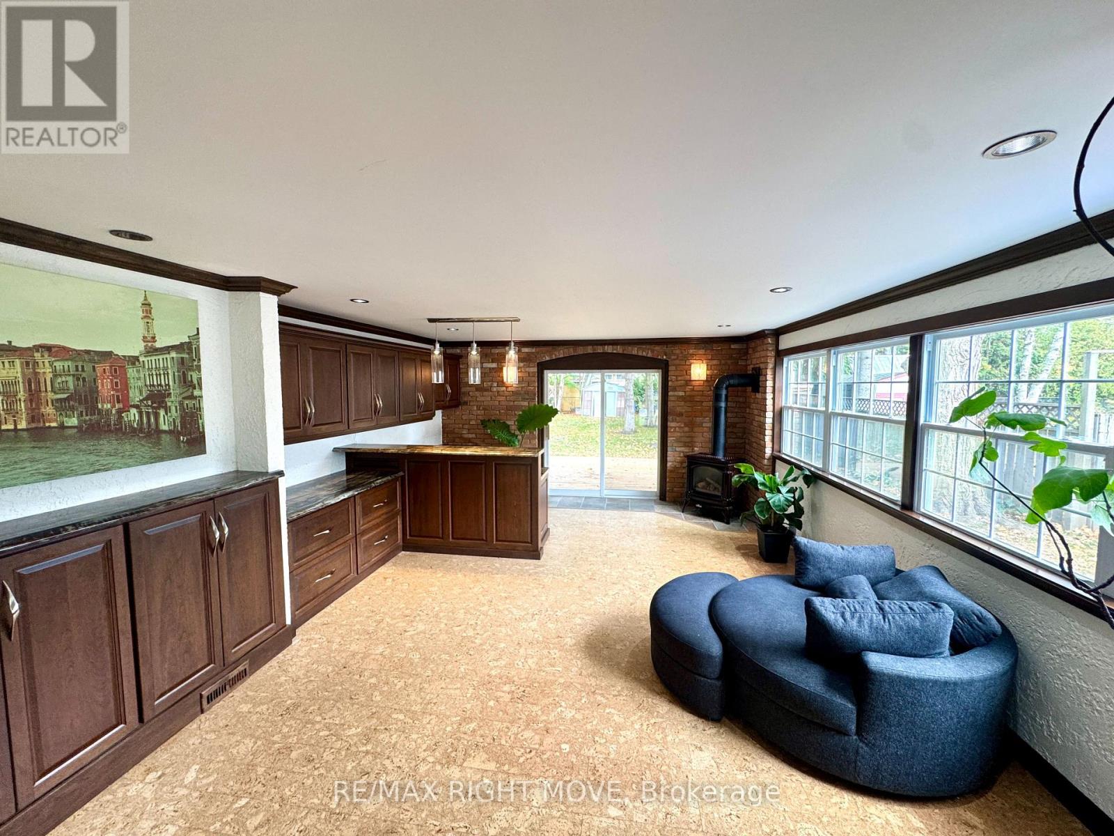 234 Oak Street, Clearview, Ontario  L0M 1S0 - Photo 24 - S12794598