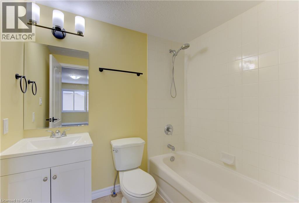 40 Red Clover Crescent, Kitchener, Ontario  N2E 4G8 - Photo 39 - 40805731