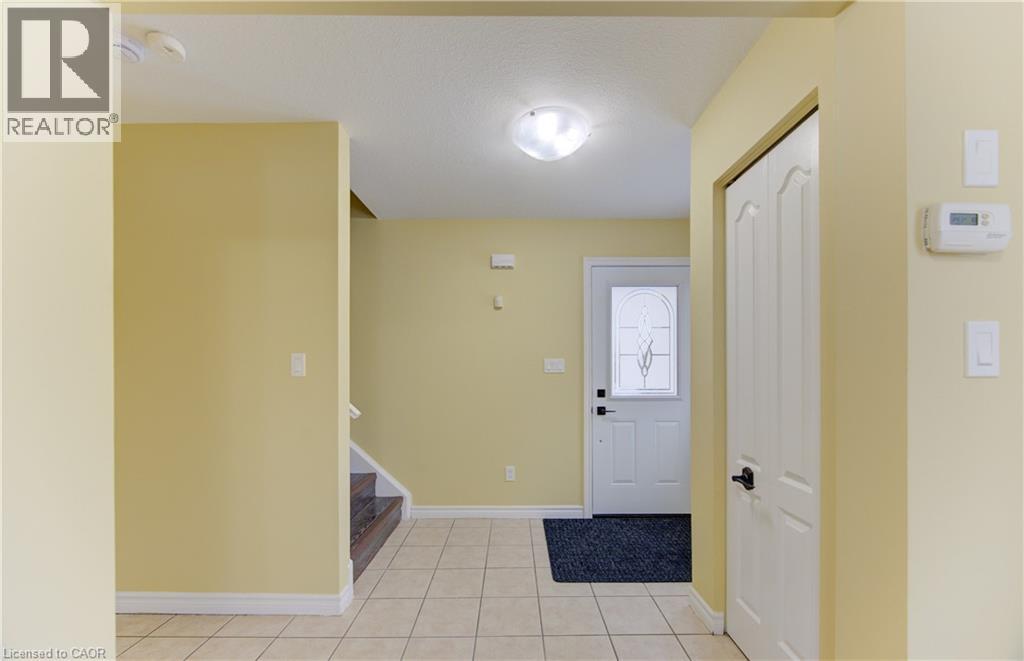 40 Red Clover Crescent, Kitchener, Ontario  N2E 4G8 - Photo 8 - 40805731