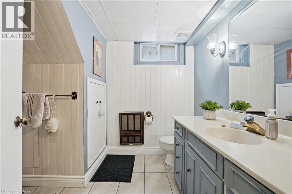 7 Piott Court, Stoney Creek, Ontario  L8G 2W2 - Photo 24 - 40805677