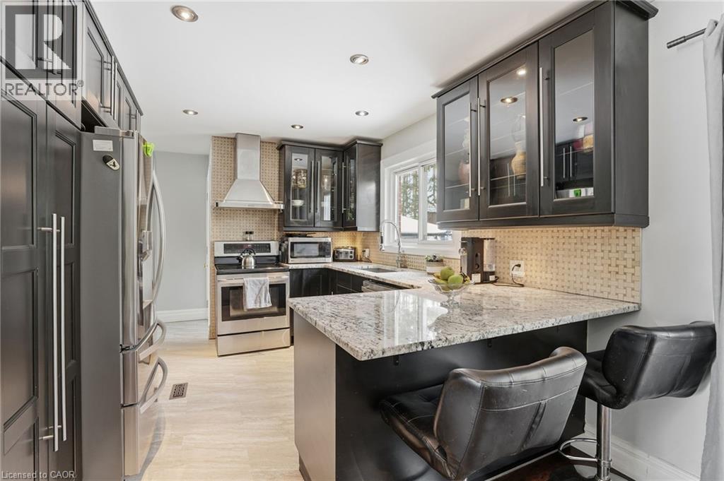 7 Piott Court, Stoney Creek, Ontario  L8G 2W2 - Photo 7 - 40805677