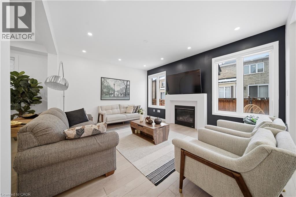 275 Ironside Drive Unit# Upper, Oakville, Ontario  L6M 1R1 - Photo 12 - 40805598