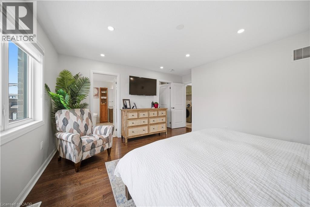 275 Ironside Drive Unit# Upper, Oakville, Ontario  L6M 1R1 - Photo 31 - 40805598