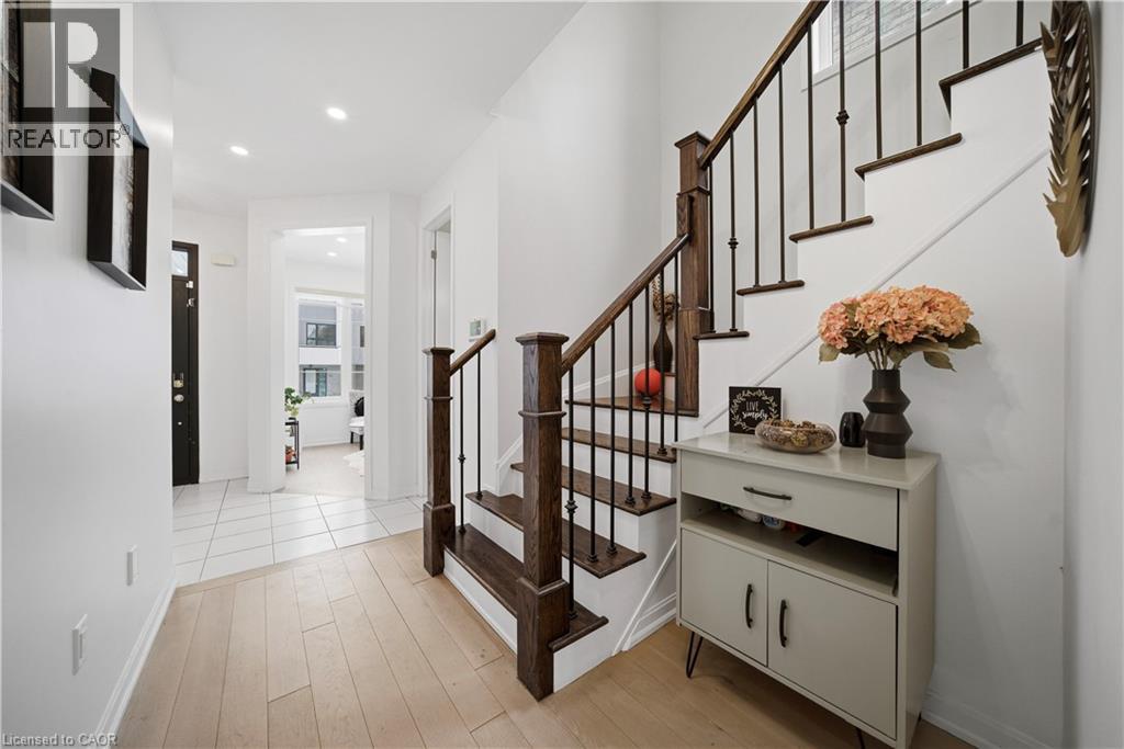 275 Ironside Drive Unit# Upper, Oakville, Ontario  L6M 1R1 - Photo 9 - 40805598