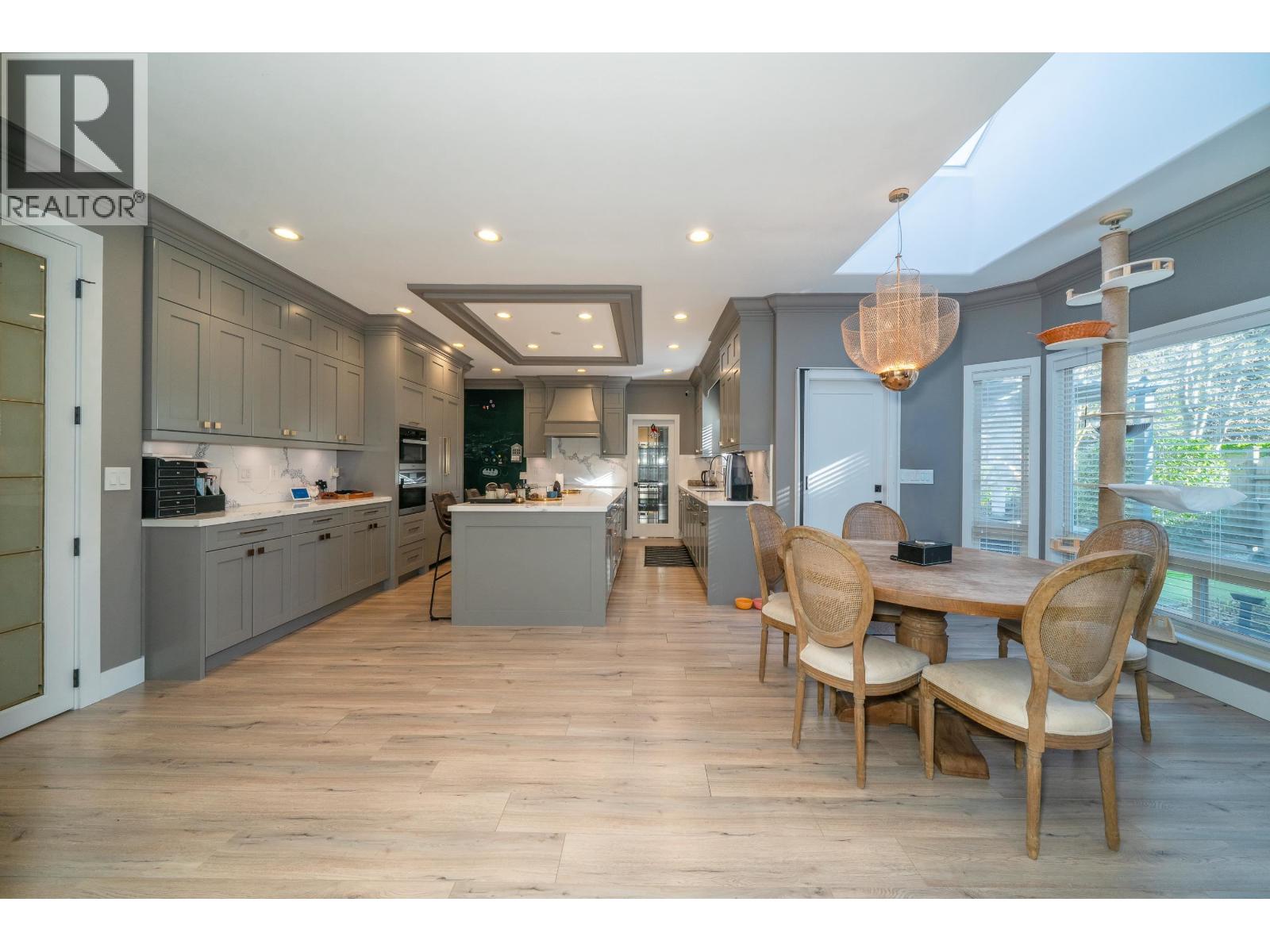 Listing Picture 16 of 27 : 7200 BELAIR DRIVE, Richmond / 烈治文 - 魯藝地產 Yvonne Lu Group - MLS Medallion Club Member