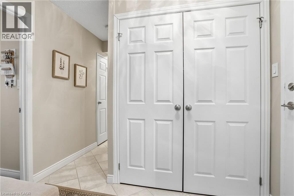 2055 Upper Middle Road Unit# 1405, Burlington, Ontario  L7P 3P4 - Photo 5 - 40799301