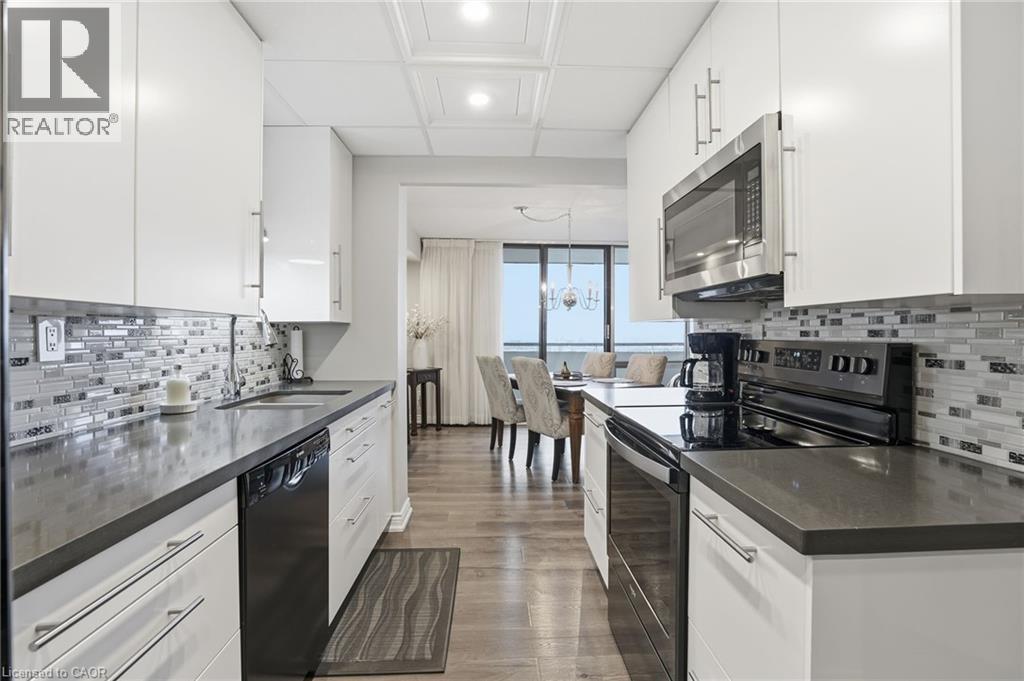 2055 Upper Middle Road Unit# 1405, Burlington, Ontario  L7P 3P4 - Photo 14 - 40799301