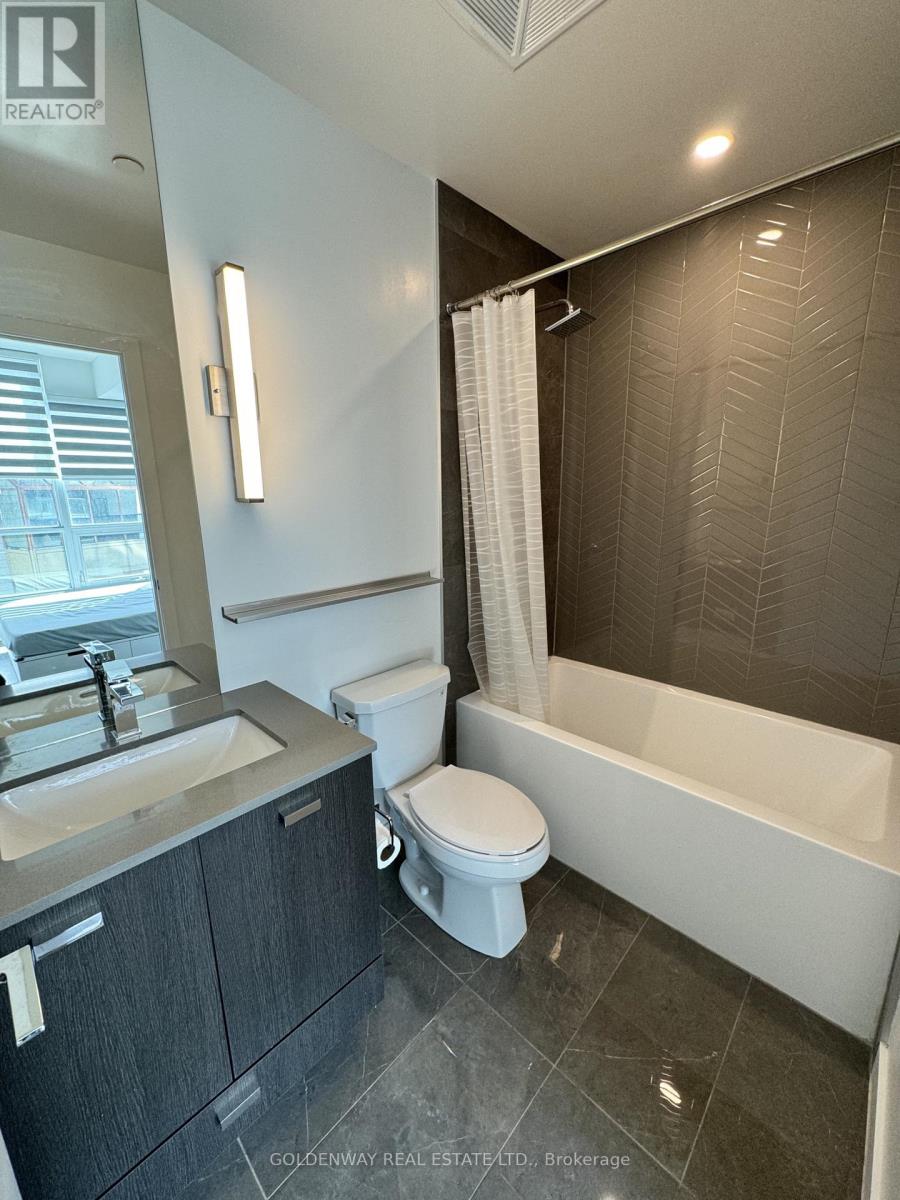 402 - 10 De Boers Drive, Toronto, Ontario  M3J 0L6 - Photo 11 - W12794514