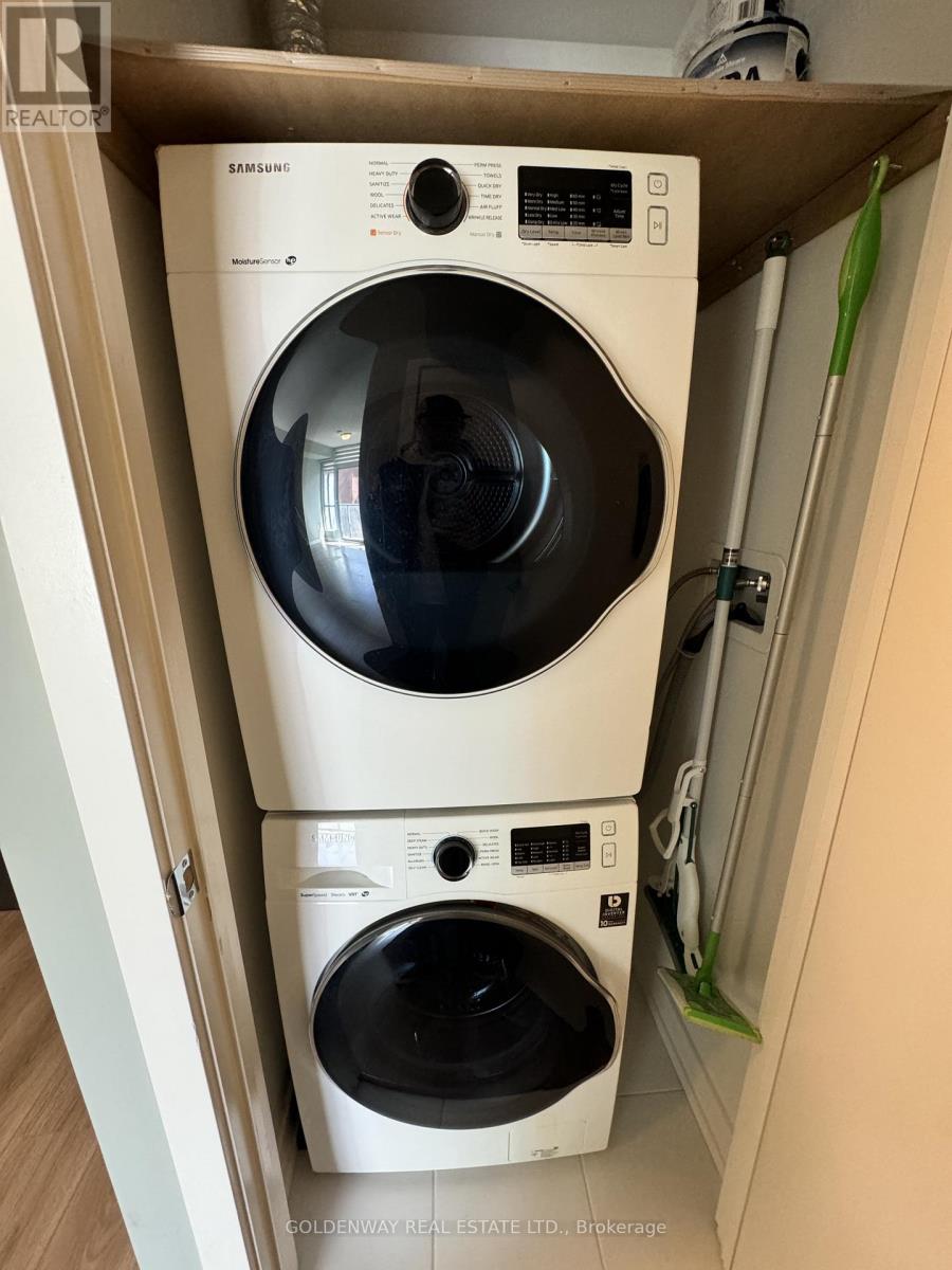 402 - 10 De Boers Drive, Toronto, Ontario  M3J 0L6 - Photo 13 - W12794514