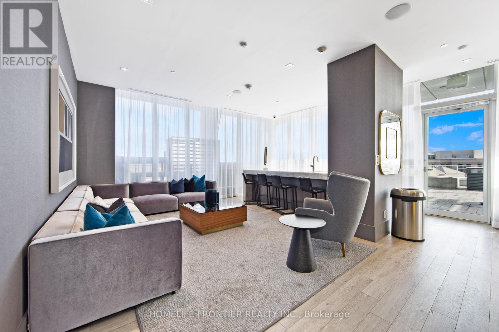 301 - 20 Brin Drive, Toronto, Ontario  M8X 0B2 - Photo 17 - W12794522