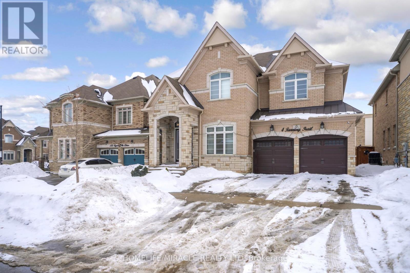 4 Fanning Trail, Brampton, Ontario  L6P 4J4 - Photo 2 - W12794544