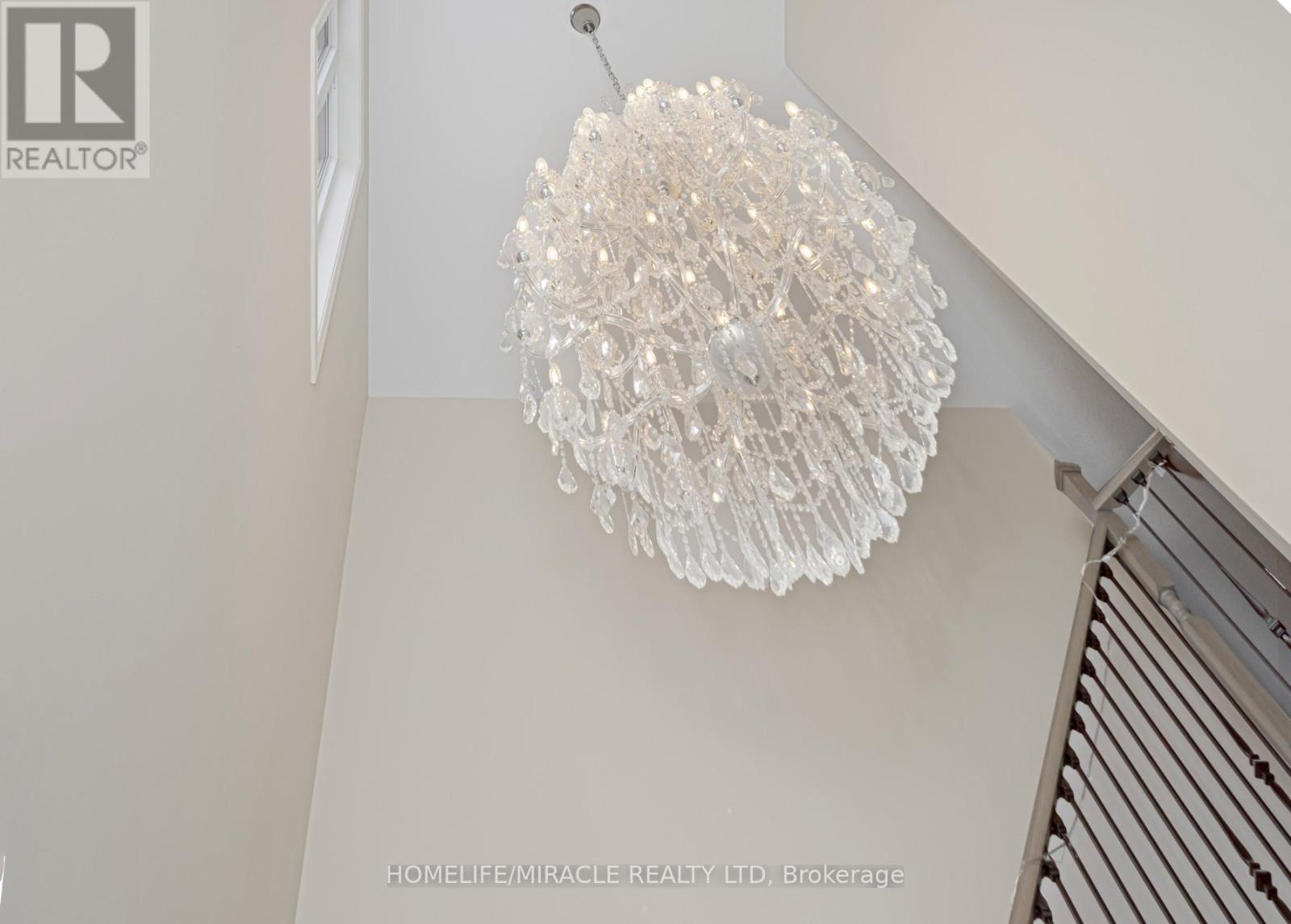 4 Fanning Trail, Brampton, Ontario  L6P 4J4 - Photo 22 - W12794544