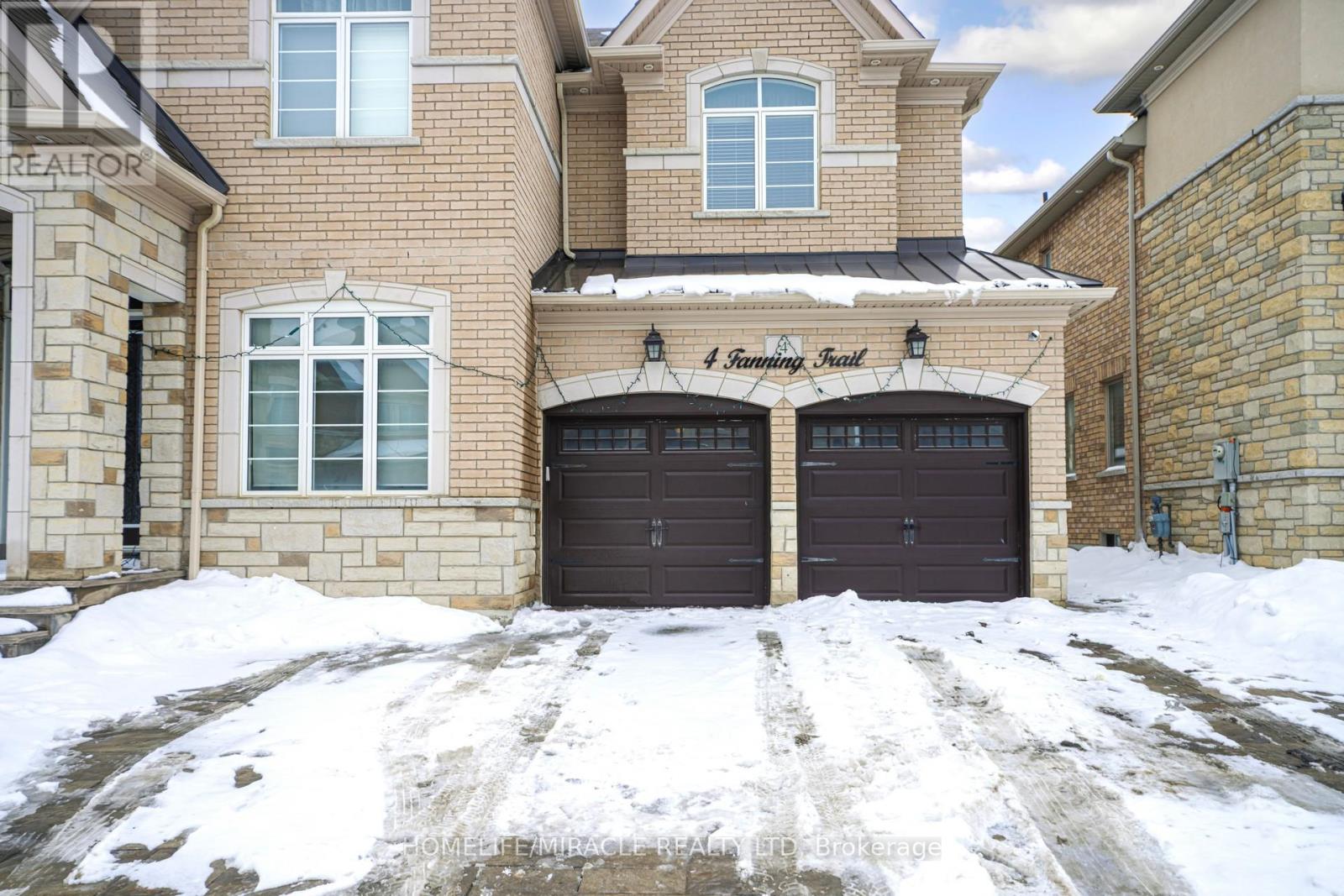 4 Fanning Trail, Brampton, Ontario  L6P 4J4 - Photo 4 - W12794544