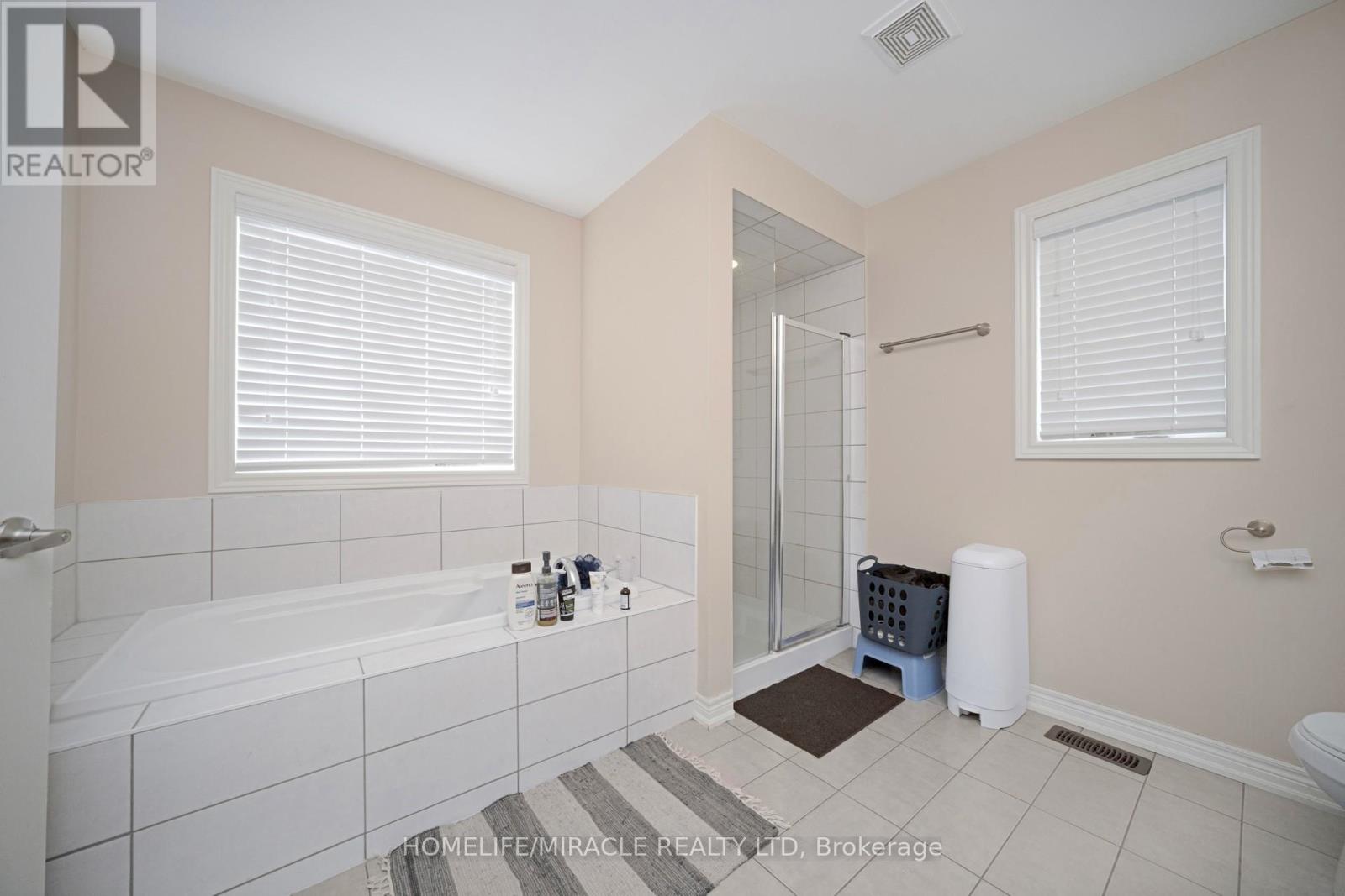 4 Fanning Trail, Brampton, Ontario  L6P 4J4 - Photo 40 - W12794544