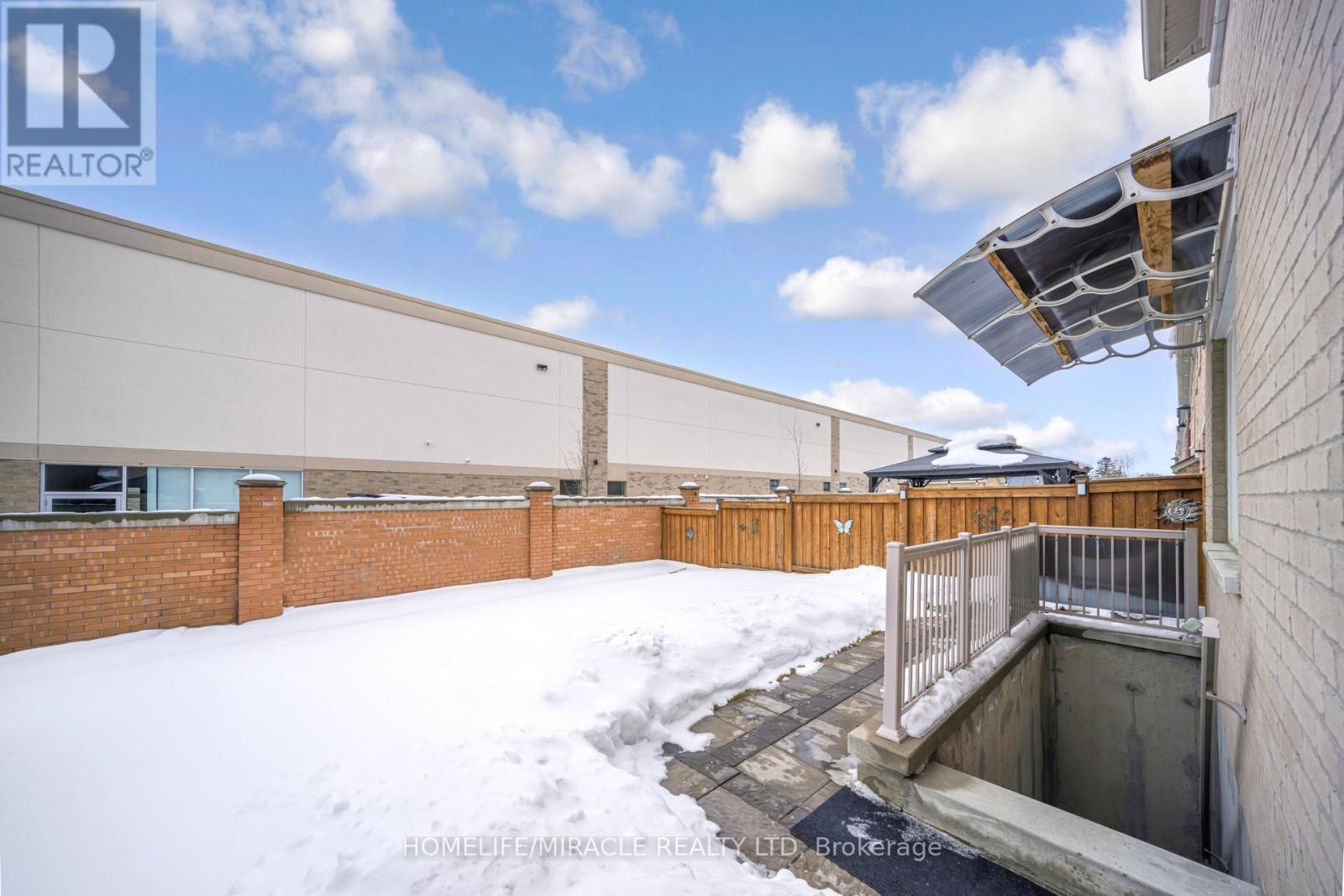 4 Fanning Trail, Brampton, Ontario  L6P 4J4 - Photo 44 - W12794544