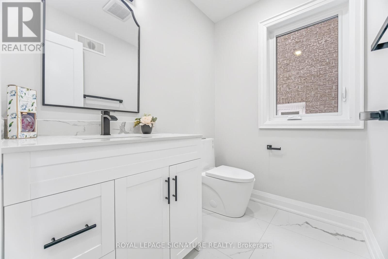 22 Rangeland Road, Brampton, Ontario  L6R 1L4 - Photo 12 - W12794584