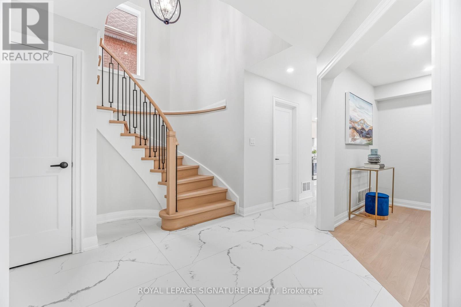 22 Rangeland Road, Brampton, Ontario  L6R 1L4 - Photo 4 - W12794584