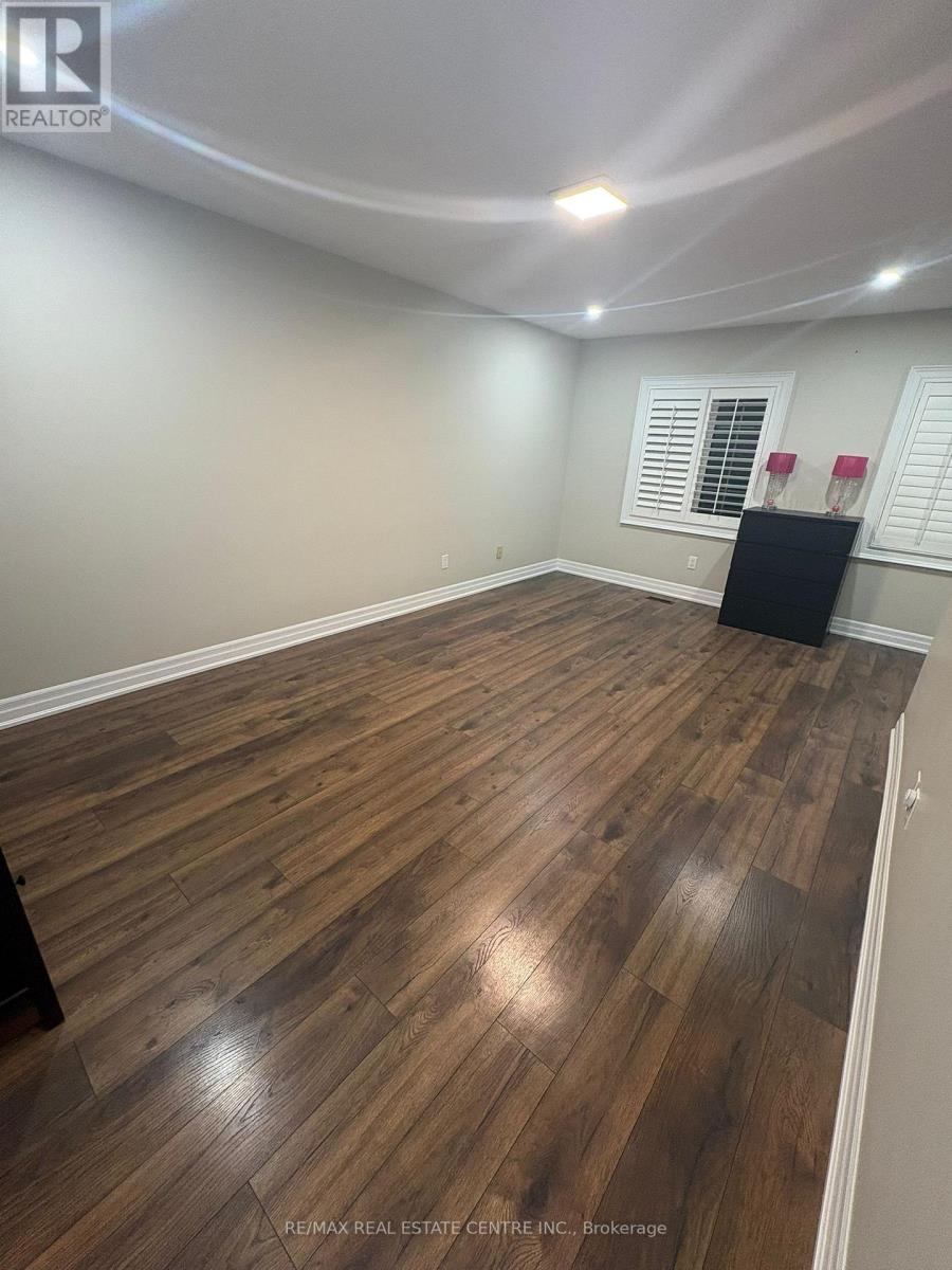 112 Braidwood Lake Road, Brampton, Ontario  L6Z 4L9 - Photo 17 - W12794602