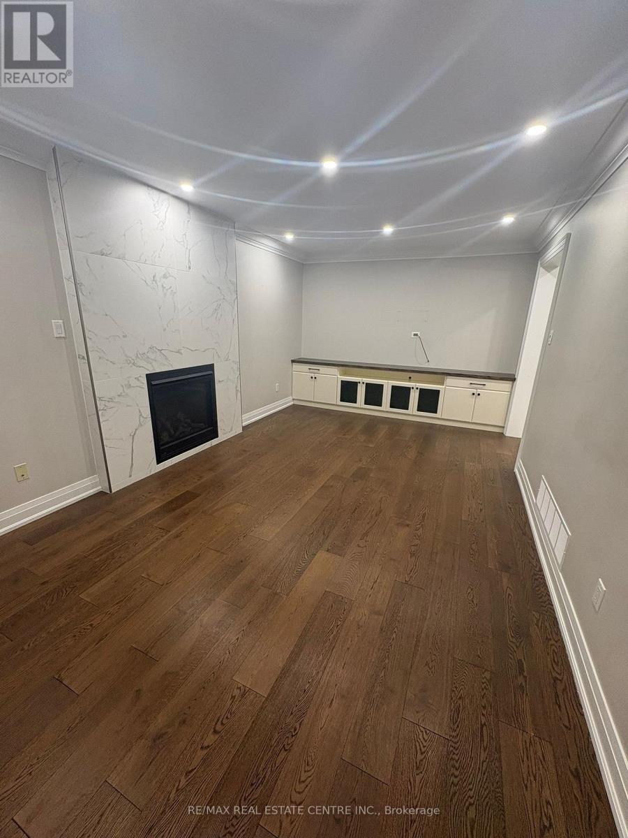 112 Braidwood Lake Road, Brampton, Ontario  L6Z 4L9 - Photo 7 - W12794602