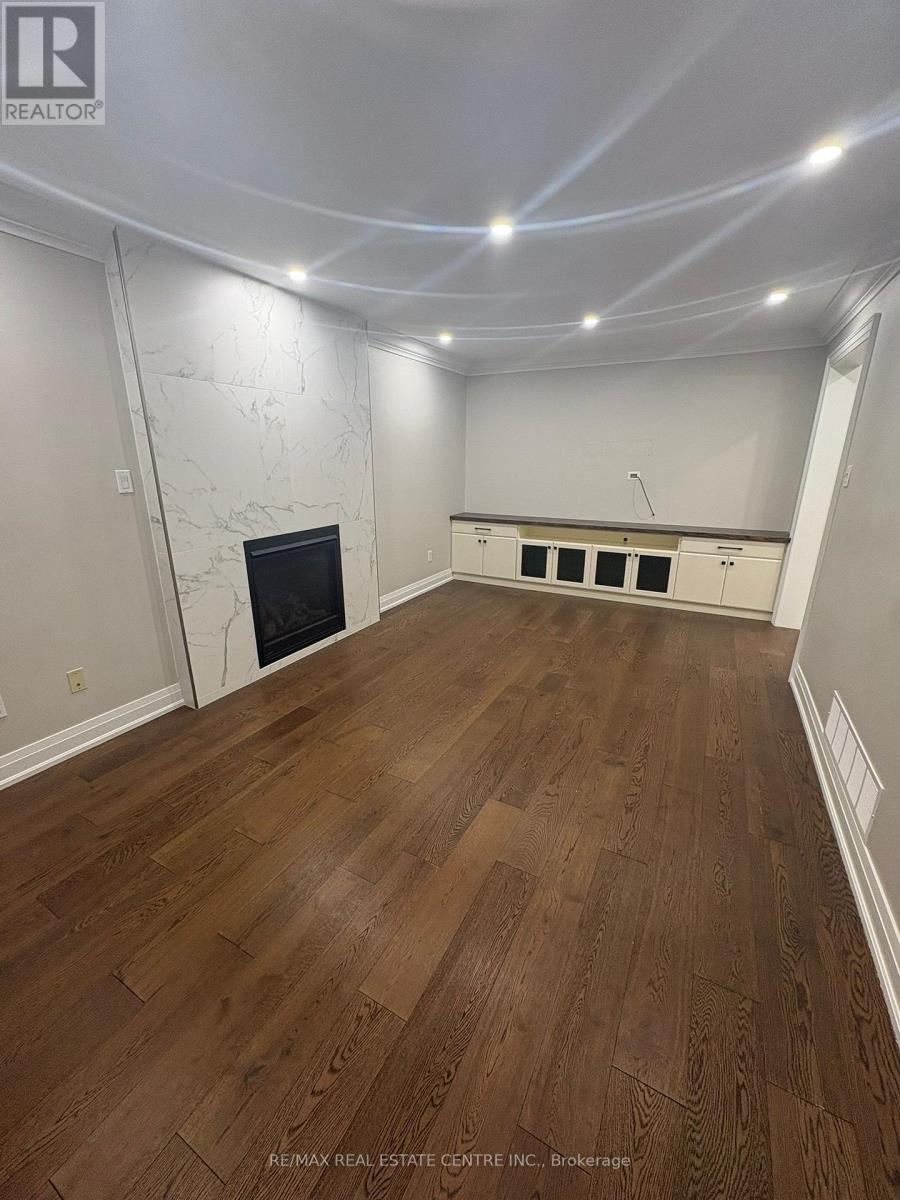 112 Braidwood Lake Road, Brampton, Ontario  L6Z 4L9 - Photo 8 - W12794602