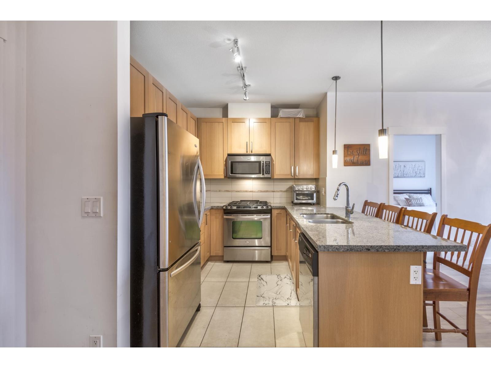 410 15918 26 Avenue, Surrey, British Columbia  V3Z 5K3 - Photo 6 - R3086070