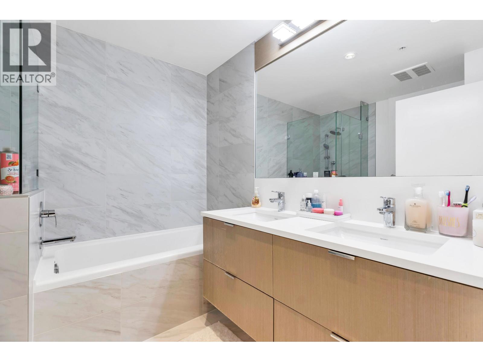 107 7988 Yukon Street, Vancouver, British Columbia  V5X 2Y7 - Photo 19 - R3090255