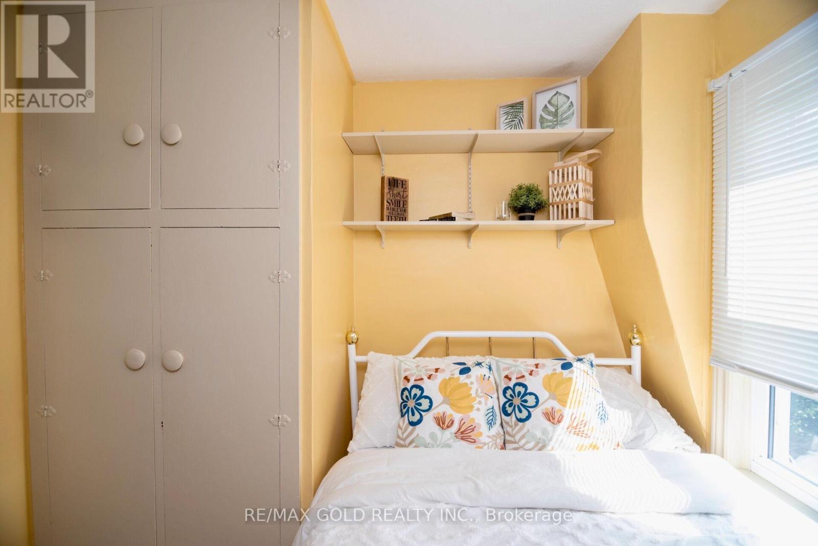 5853 Mcleod Road, Niagara Falls, Ontario  L2G 3E5 - Photo 20 - X12794550