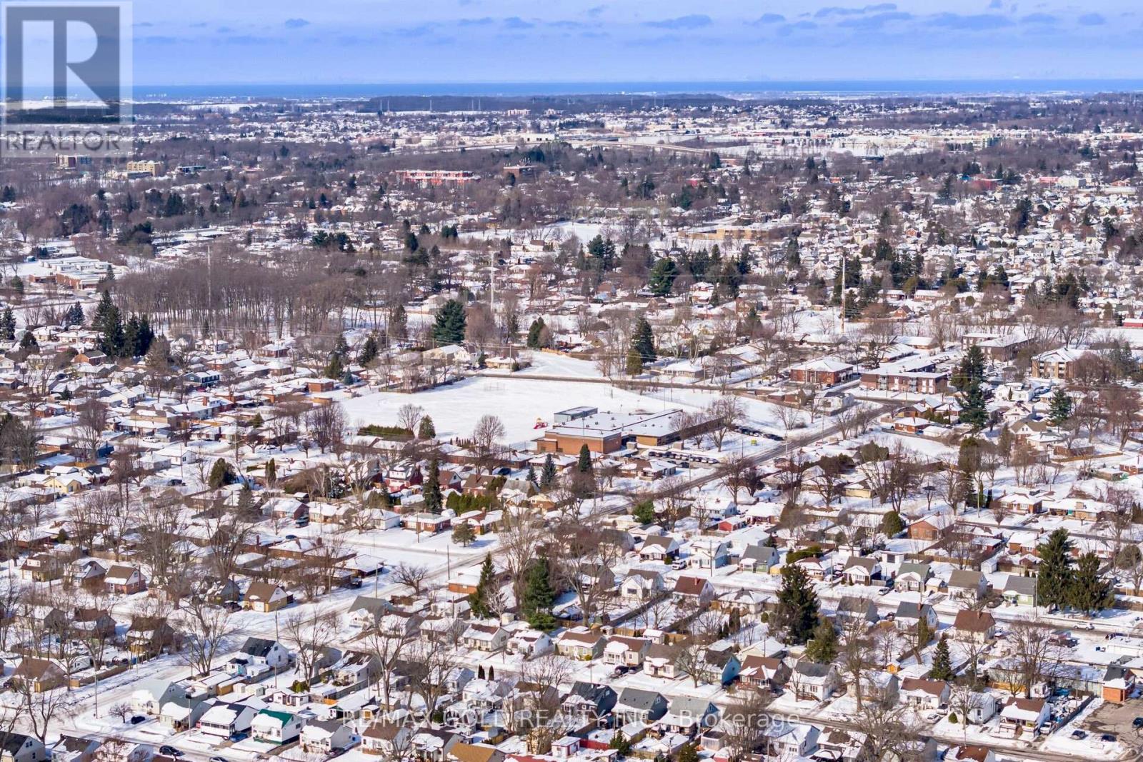 5853 Mcleod Road, Niagara Falls, Ontario  L2G 3E5 - Photo 35 - X12794550