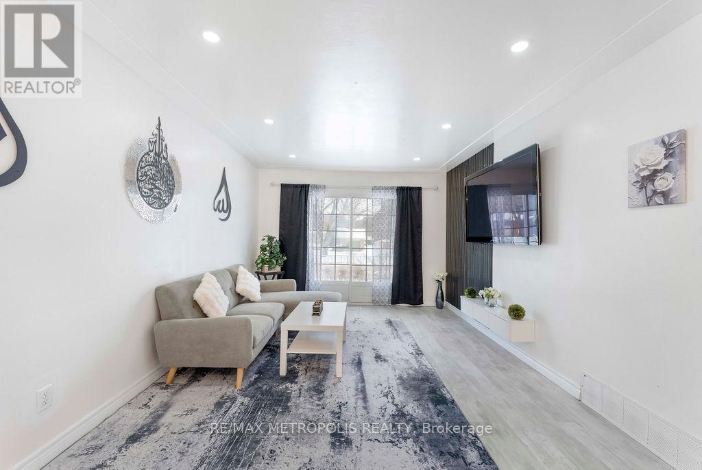 263 Fergus Avenue, Kitchener, Ontario  N2A 2H7 - Photo 9 - X12794588