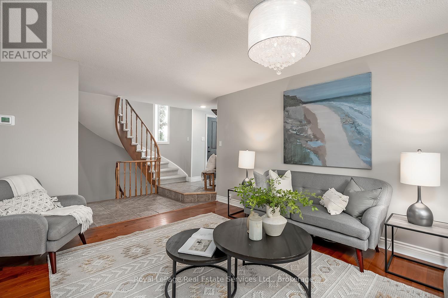 1544 Greenbriar Drive, Oakville, Ontario  L6M 1Y5 - Photo 2 - W12794668