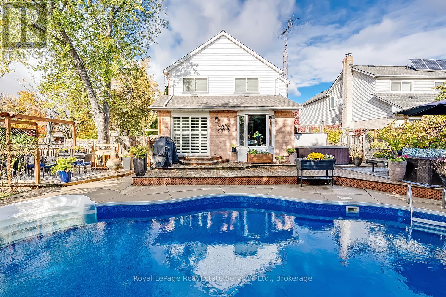 1544 Greenbriar Drive, Oakville, Ontario  L6M 1Y5 - Photo 37 - W12794668