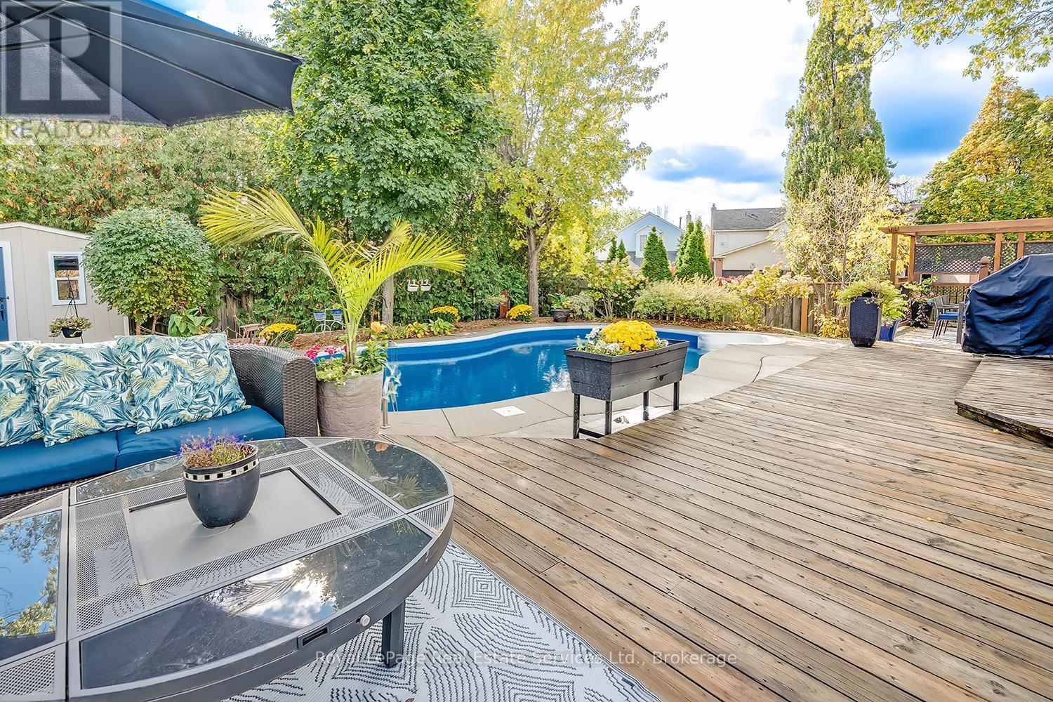 1544 Greenbriar Drive, Oakville, Ontario  L6M 1Y5 - Photo 41 - W12794668