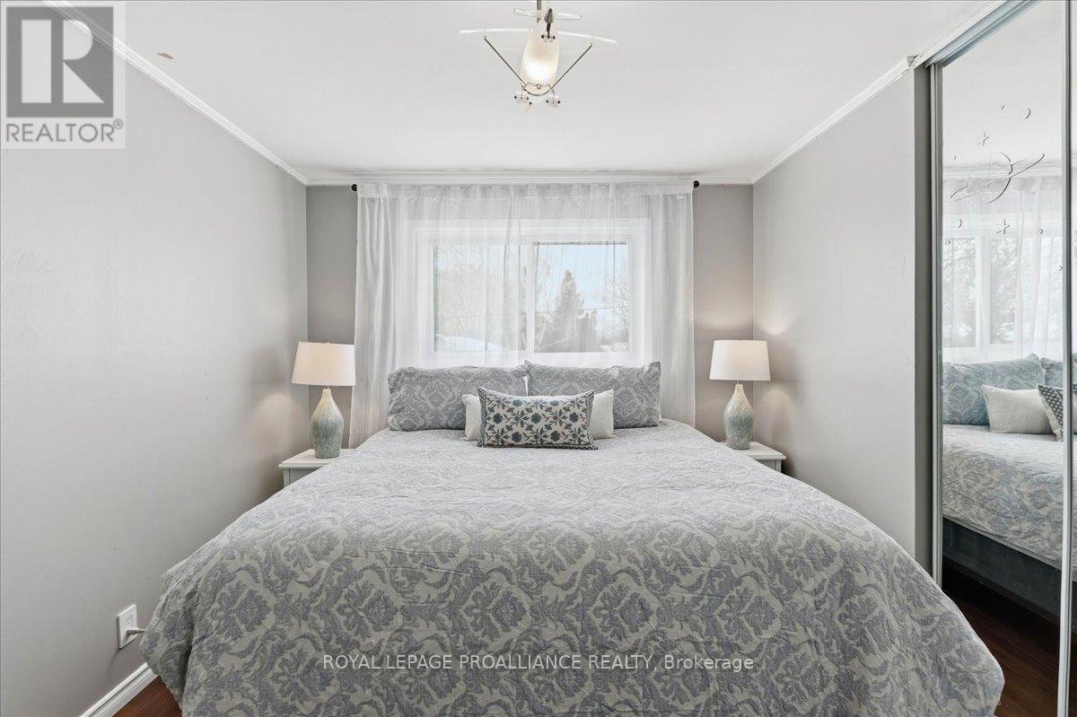 15 Thorncliffe Drive, Belleville, Ontario K8P 4L3 - Photo 24 - X12794344