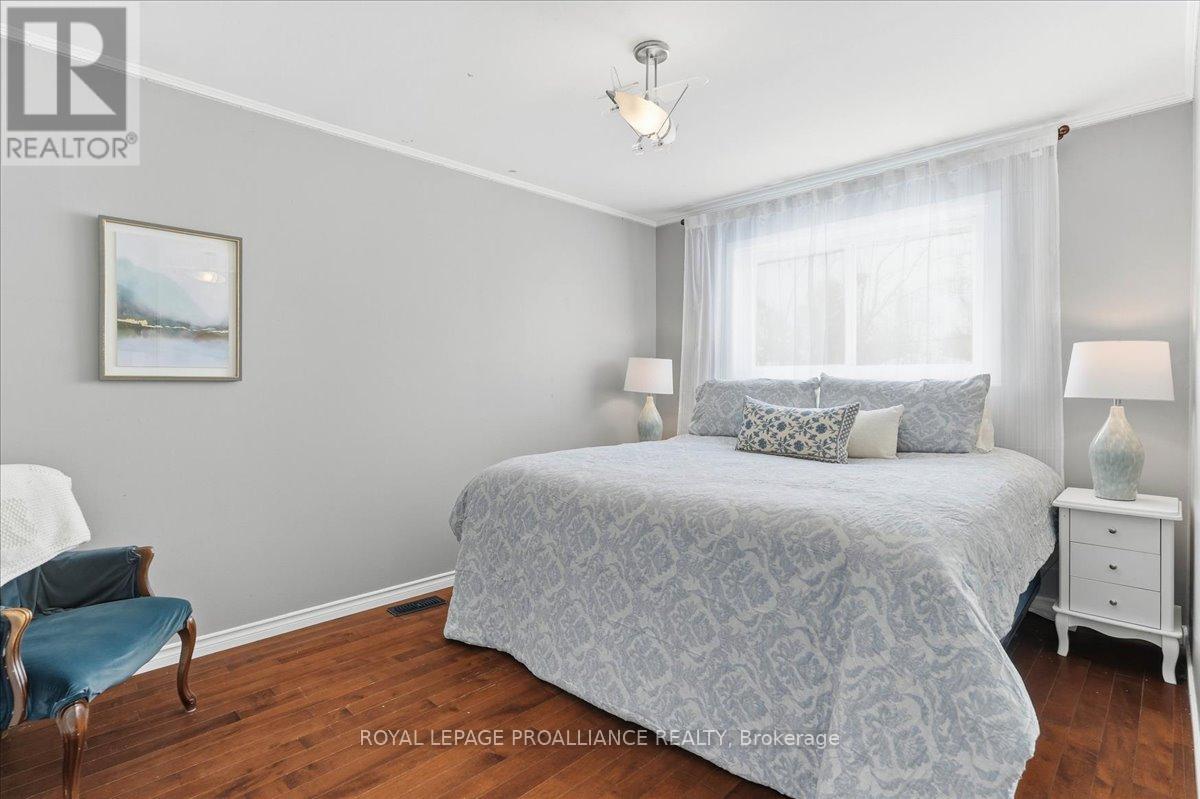 15 Thorncliffe Drive, Belleville, Ontario K8P 4L3 - Photo 23 - X12794344