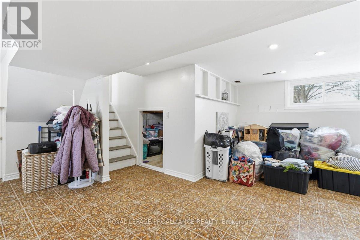 15 Thorncliffe Drive, Belleville, Ontario K8P 4L3 - Photo 30 - X12794344