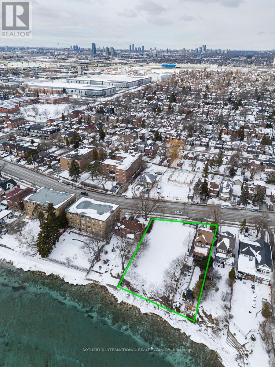 2685 Lake Shore Boulevard W, Toronto, Ontario  M8V 1G6 - Photo 3 - W12733810