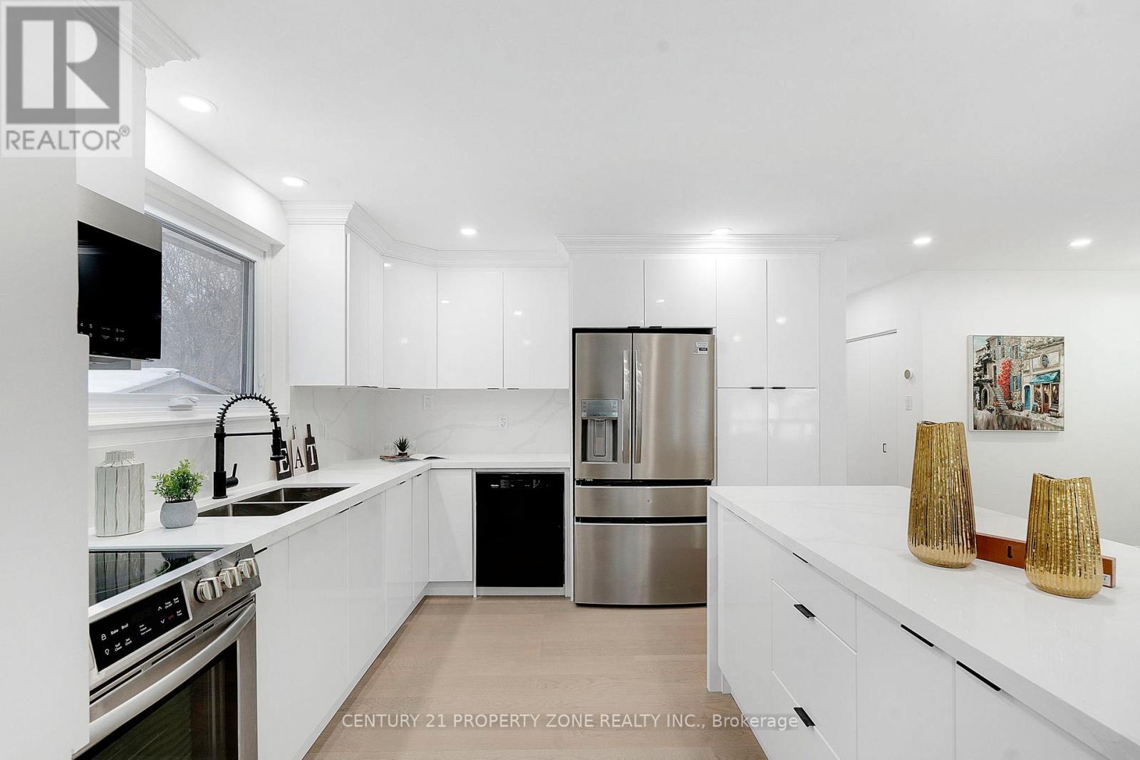 77 Belmont Drive, Brampton, Ontario  L6T 2K5 - Photo 15 - W12679248