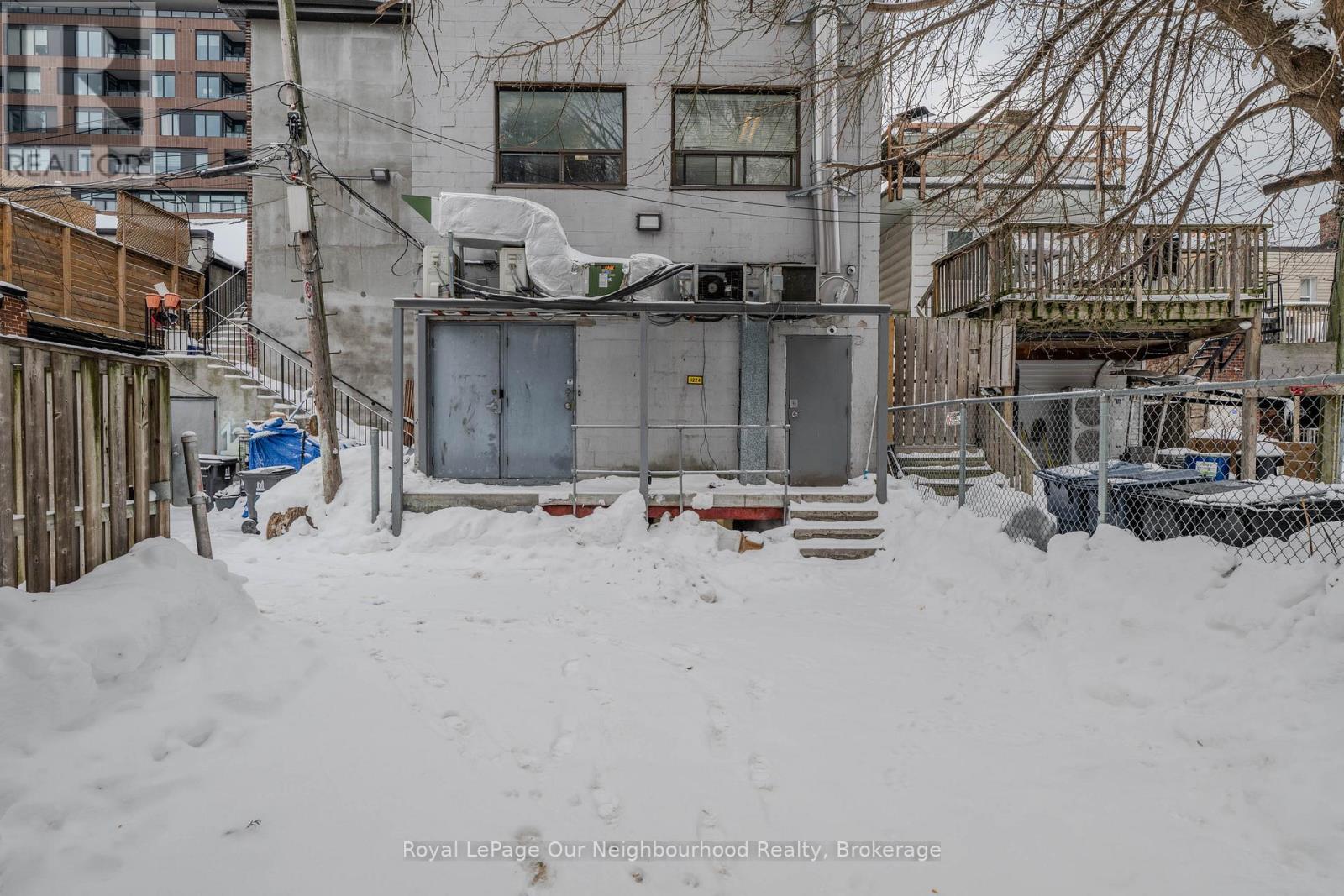 300 - 1224 King Street W, Toronto, Ontario  M6K 1G4 - Photo 26 - W12788934