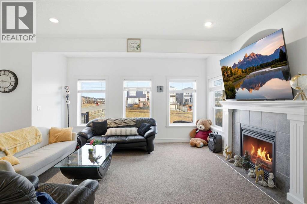 712 Luxstone Landing Sw, Airdrie, Alberta  T4B 3L1 - Photo 15 - A2286053