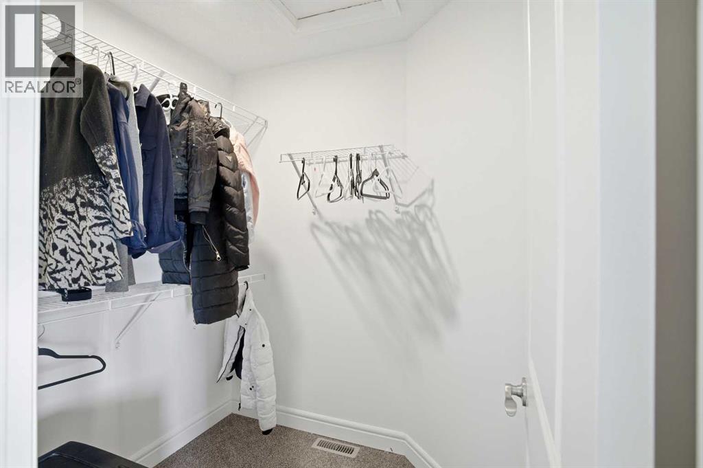 712 Luxstone Landing Sw, Airdrie, Alberta  T4B 3L1 - Photo 29 - A2286053