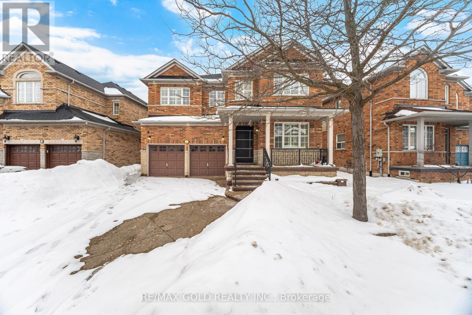 4 PLATEAU DRIVE, Brampton, Ontario