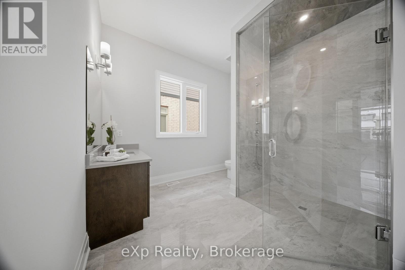 162 Westcott Road, Welland, Ontario  L3C 0K9 - Photo 12 - X12794636