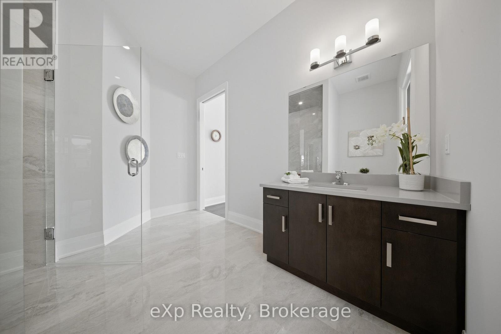 162 Westcott Road, Welland, Ontario  L3C 0K9 - Photo 14 - X12794636