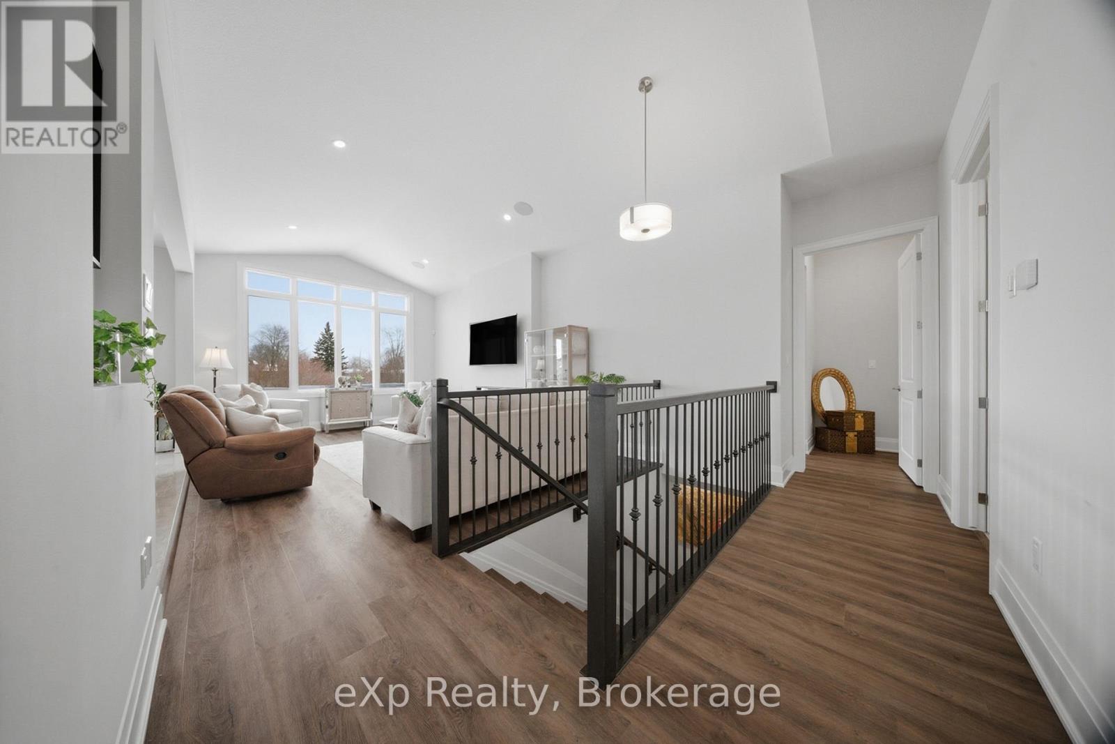 162 Westcott Road, Welland, Ontario  L3C 0K9 - Photo 19 - X12794636