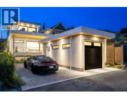 1236 DUCHESS AVENUE, West Vancouver, British Columbia