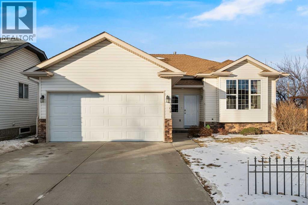 308 Highwood Village Place Nw, High River, Alberta  T1V 1W1 - Photo 1 - A2277403