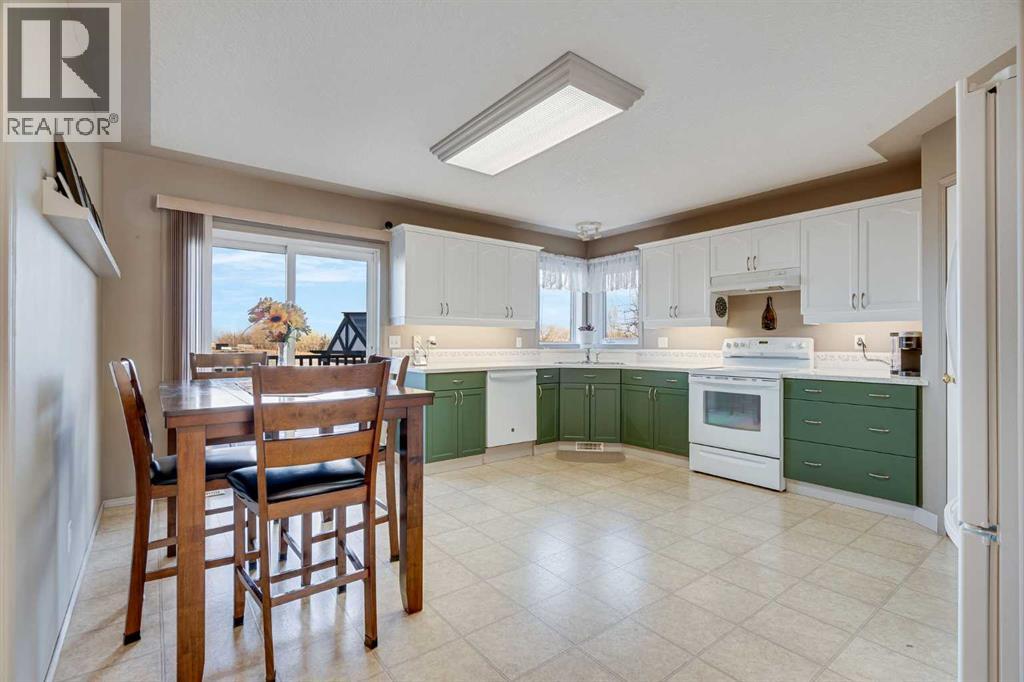 308 Highwood Village Place Nw, High River, Alberta  T1V 1W1 - Photo 10 - A2277403