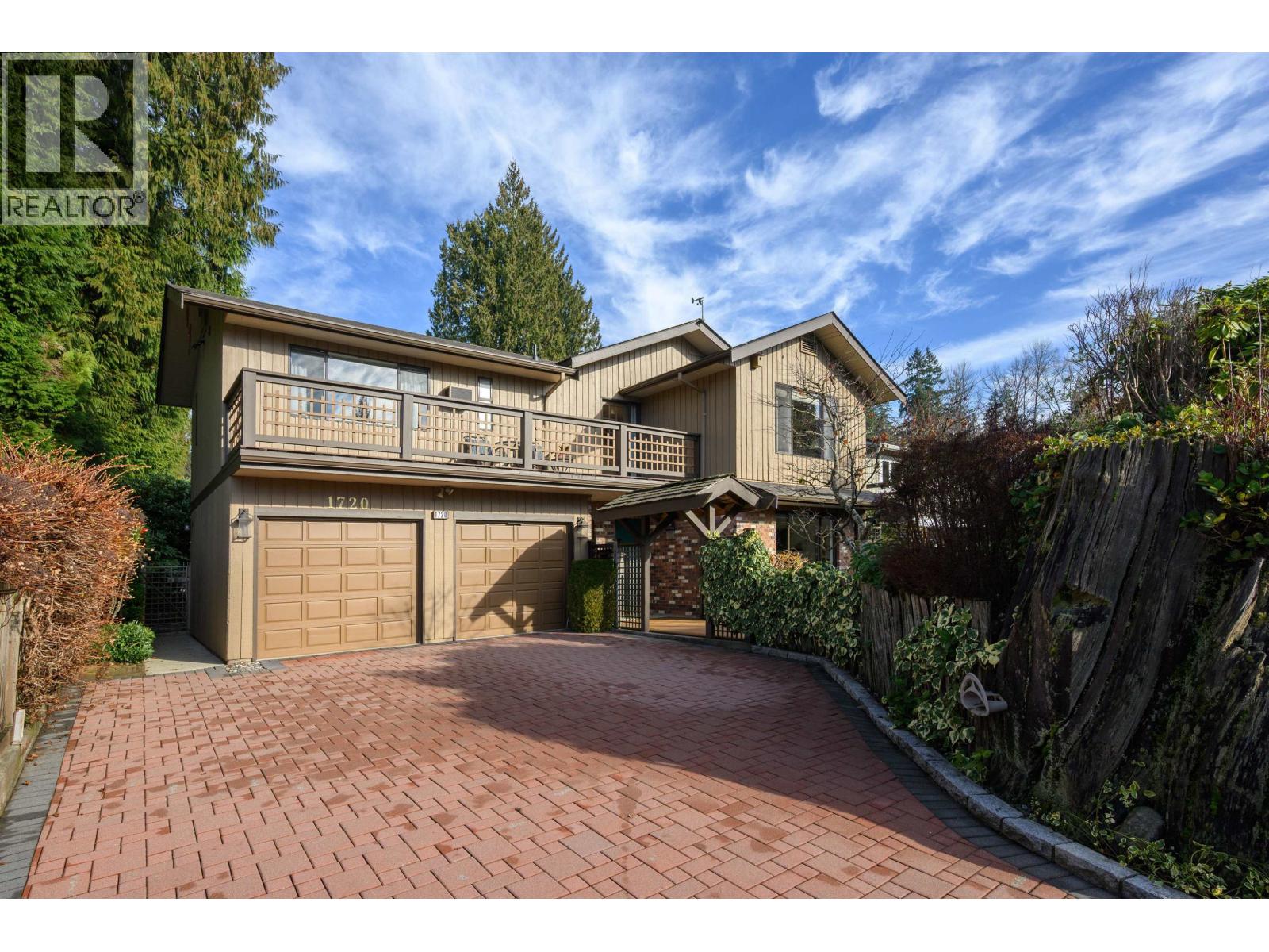 1720 Scott Road, North Vancouver, British Columbia  V7J 3J5 - Photo 1 - R3090318