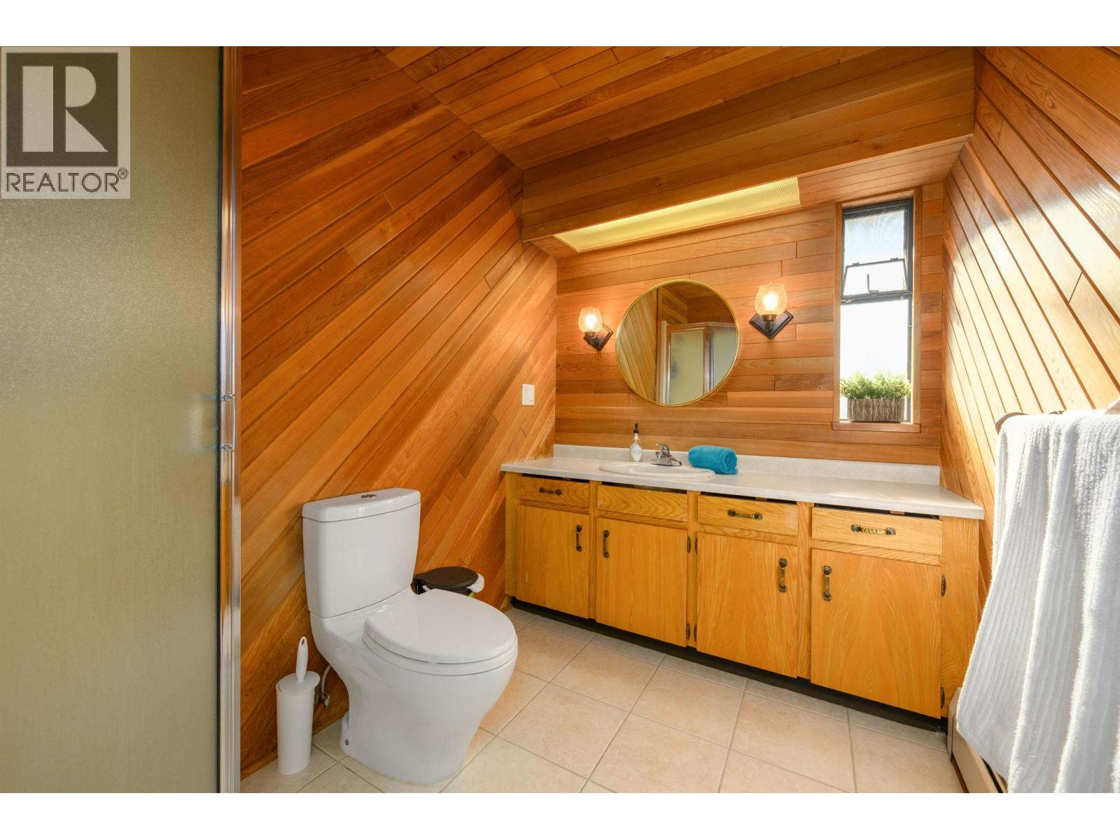 1720 Scott Road, North Vancouver, British Columbia  V7J 3J5 - Photo 17 - R3090318